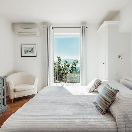 Villa Amazing Views 6 Bd In *